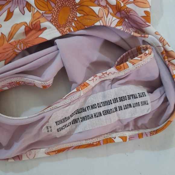 ● Kona Sol | NWT Orange Floral Ruffle Strap Coverage One Piece Swimsuit. - Picture 10 of 10